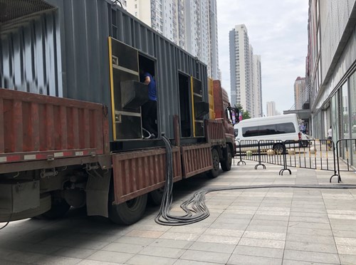 龙子湖低温环境下，柴油发电机组电池充满电的具体时间受哪些因素影响？